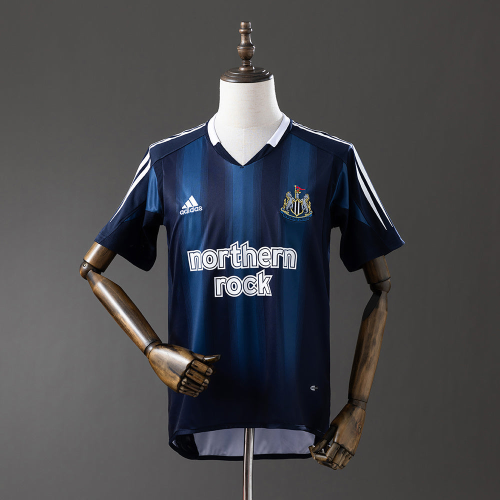 05/06 Newcastle United Away Retro Jersey