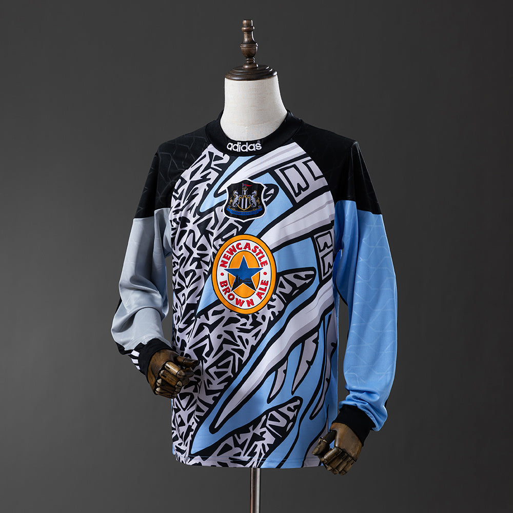 95/96 Newcastle United Goalkeeper Long Sleeve Retro Jersey White