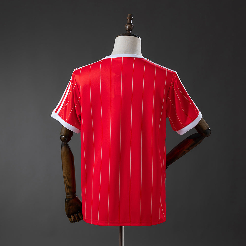 82/84 Nottingham Forest Away Retro Jersey