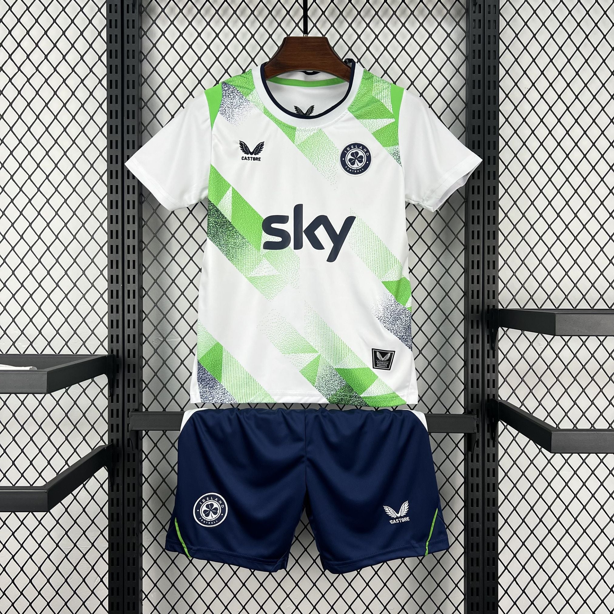 2026 World Cup Ireland Away Kids Kit