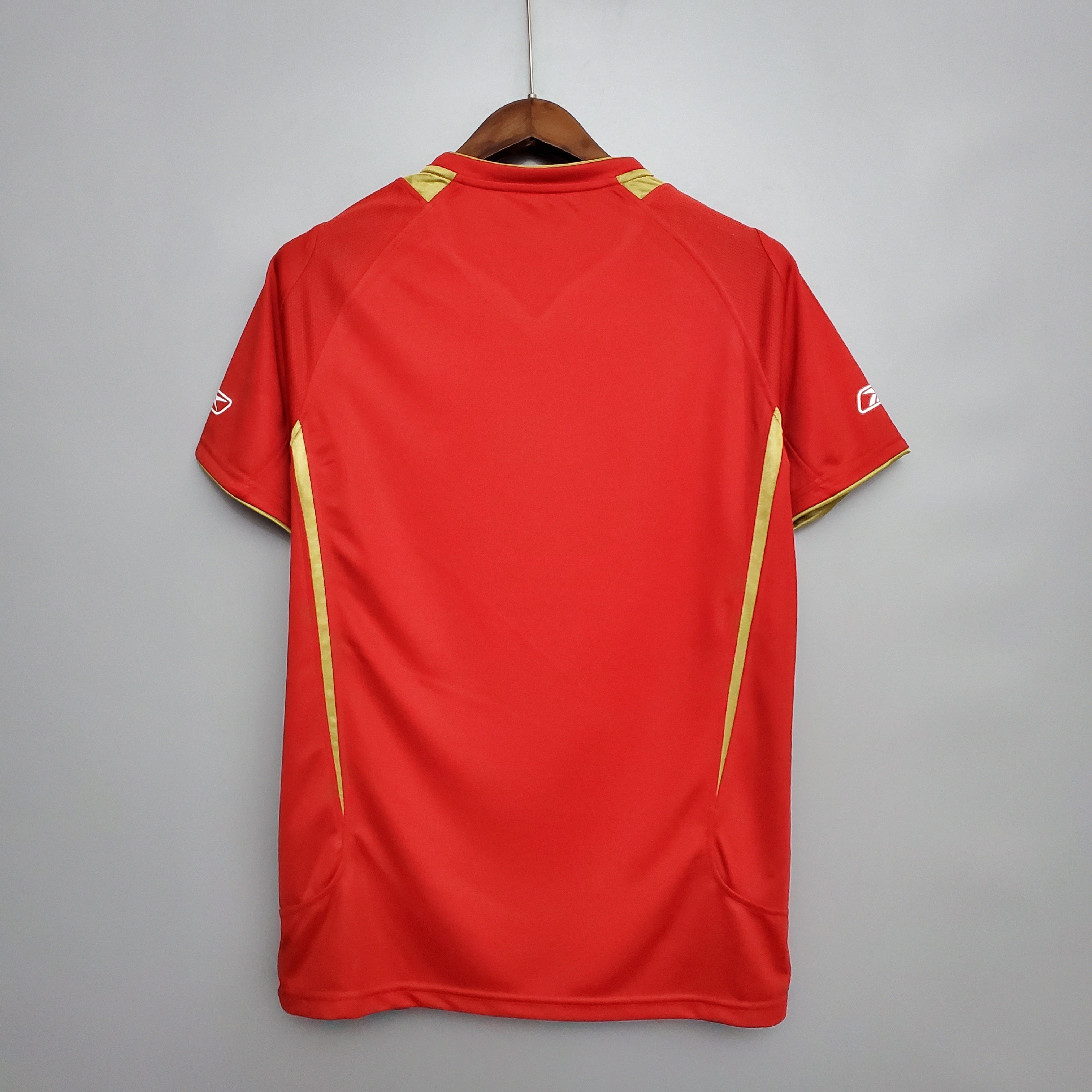 05/06 Liverpool Home Jersey