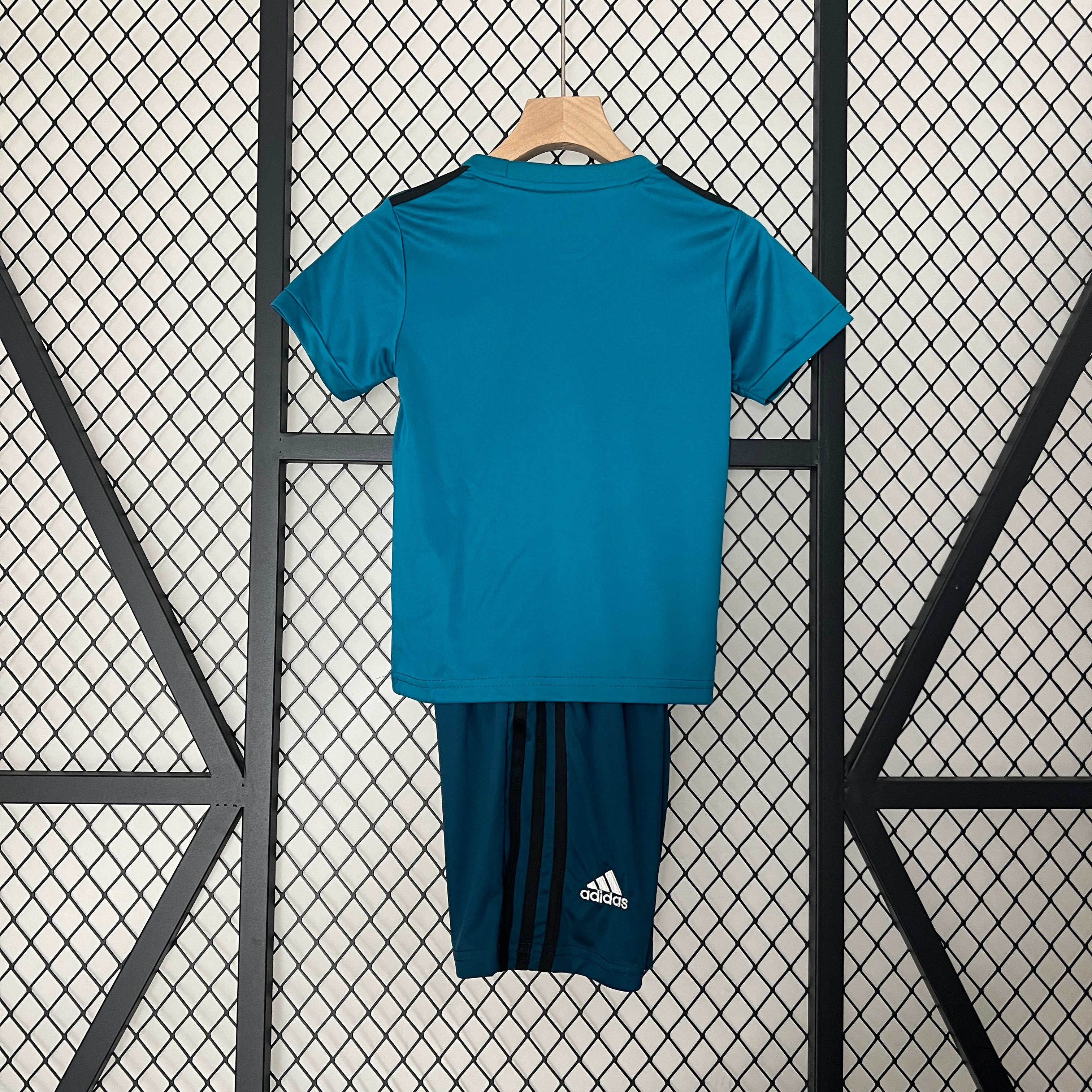 17/18 Real Madrid Third Retro Kids Kit