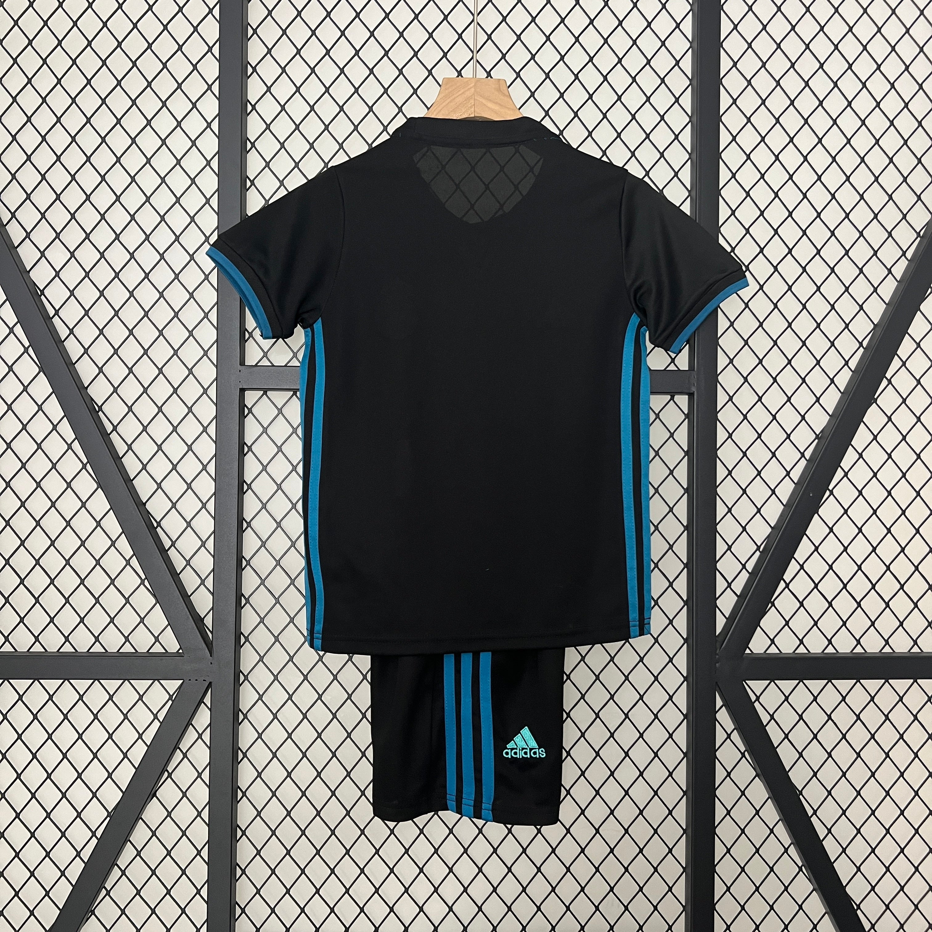 17/18 Real Madrid Away Retro Kids Kit