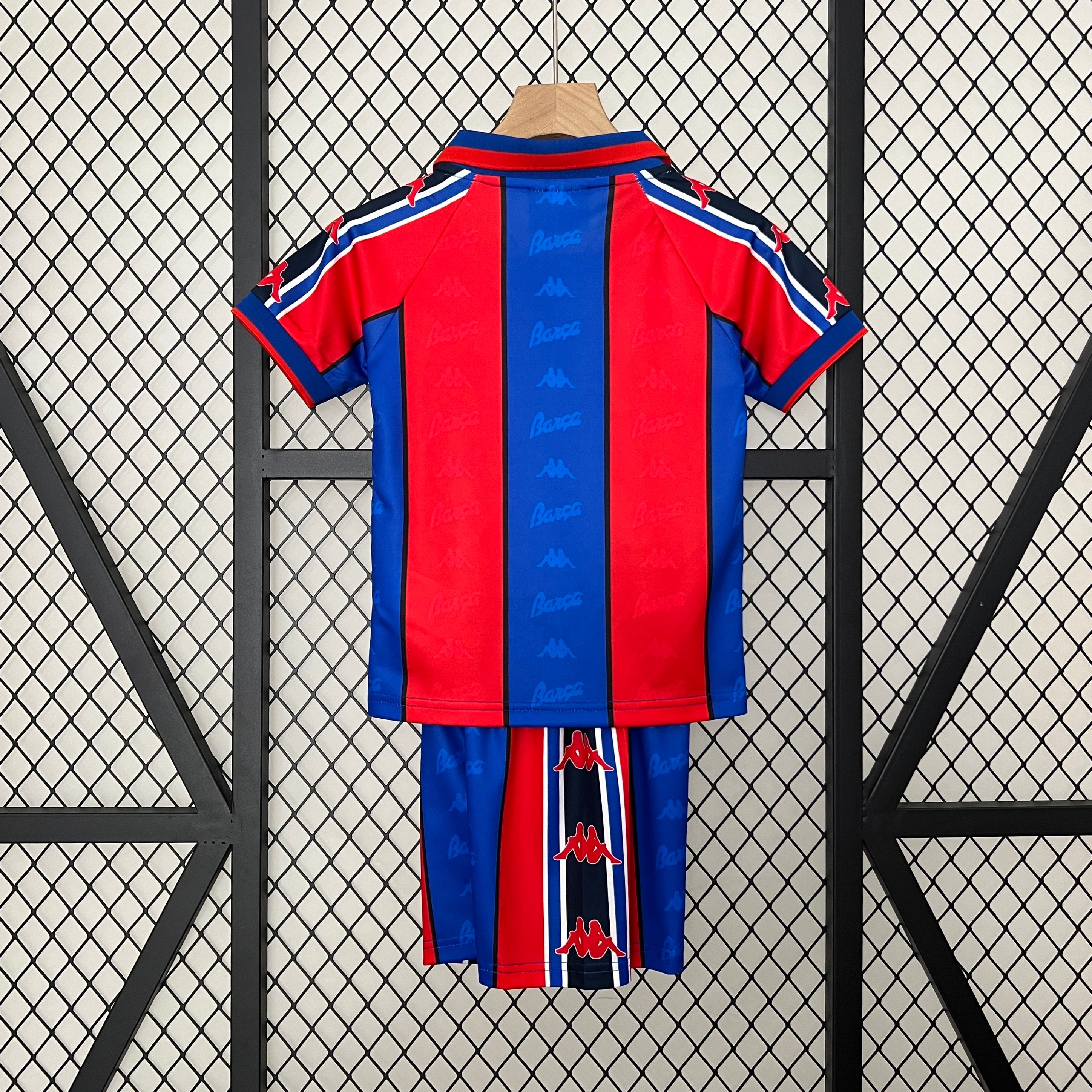 95/97 Barcelona Home Retro Kids Kit