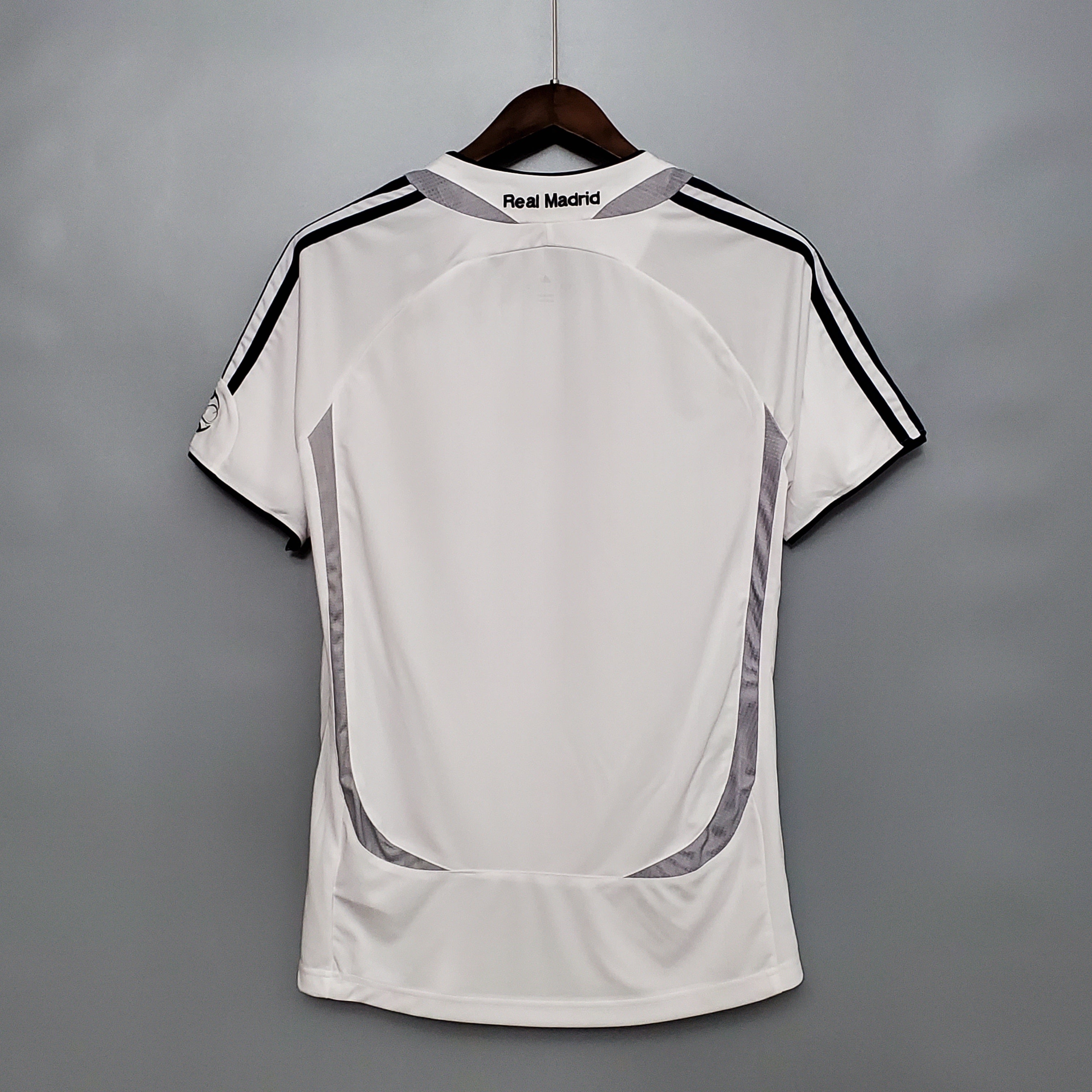 06/07 Real Madrid Home Long Sleeve Retro Jersey