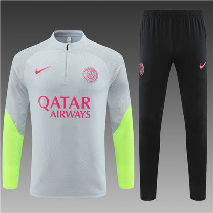 Paris Light Gray With Tracksuit
