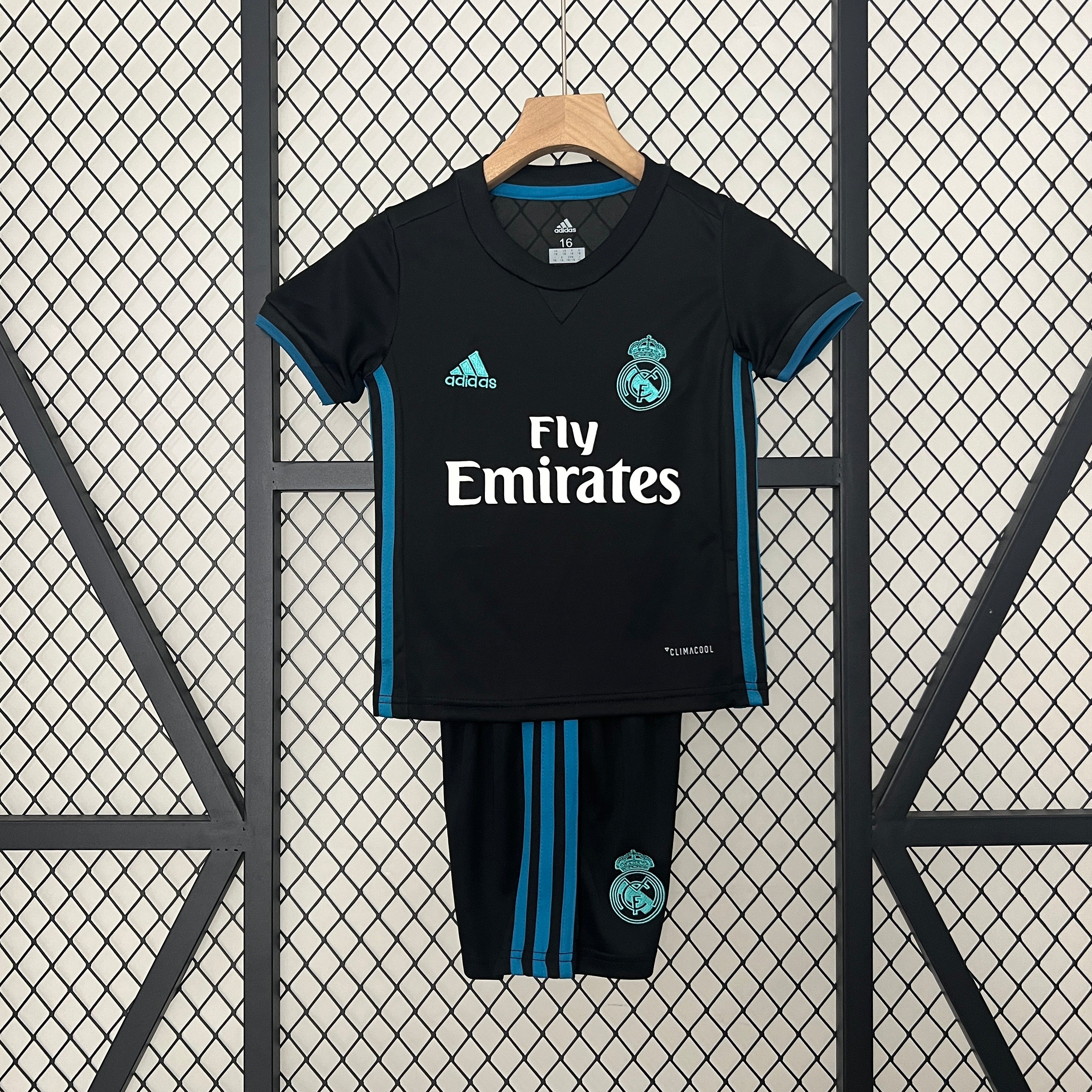 17/18 Real Madrid Away Retro Kids Kit