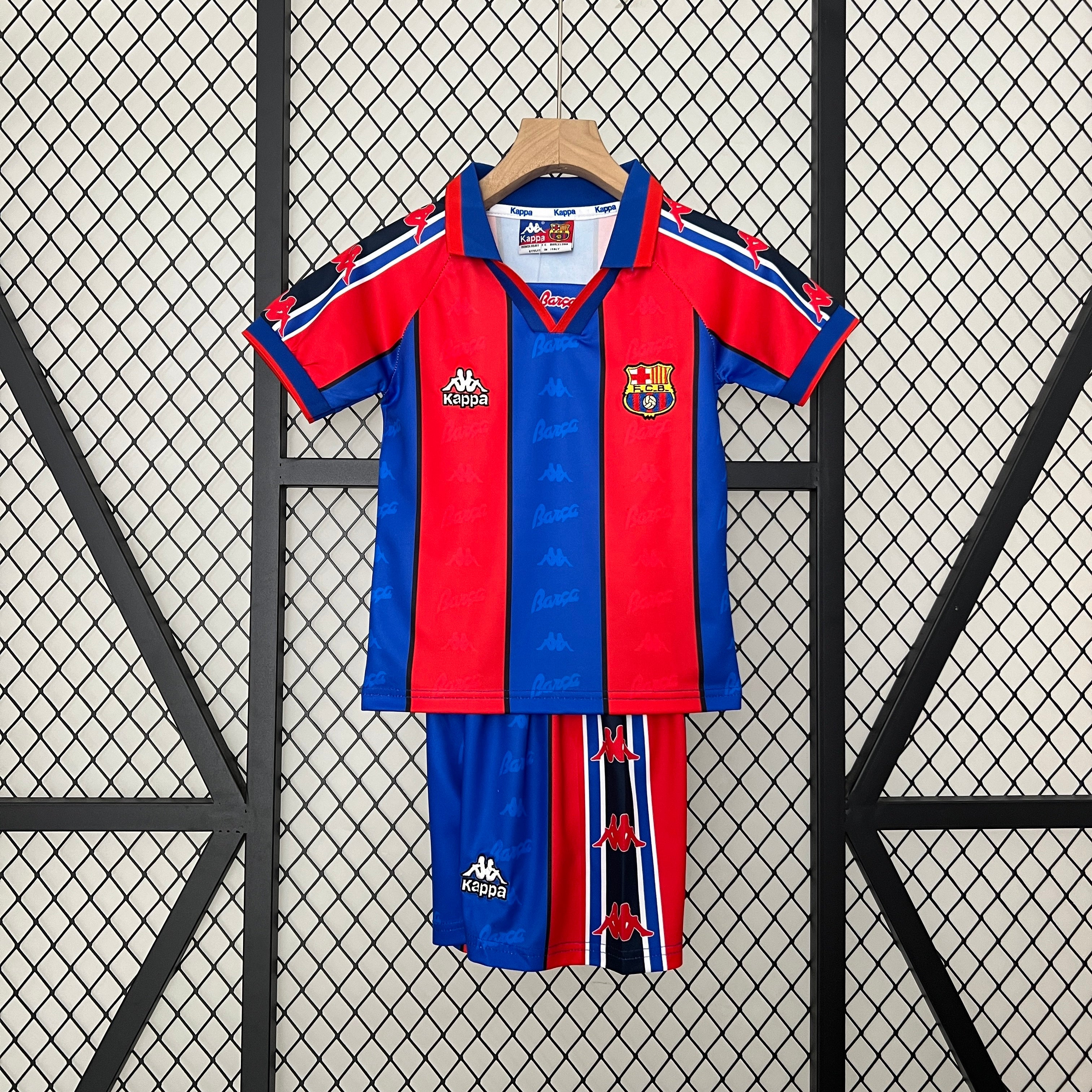 95/97 Barcelona Home Retro Kids Kit
