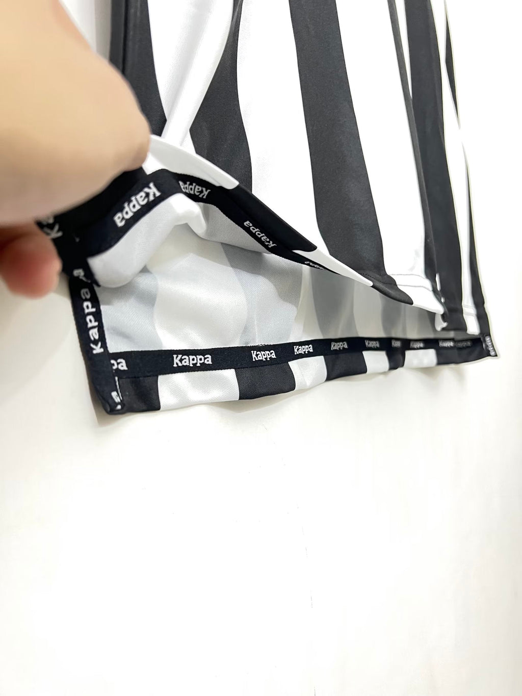 99/00 Juventus Home Retro Jersey