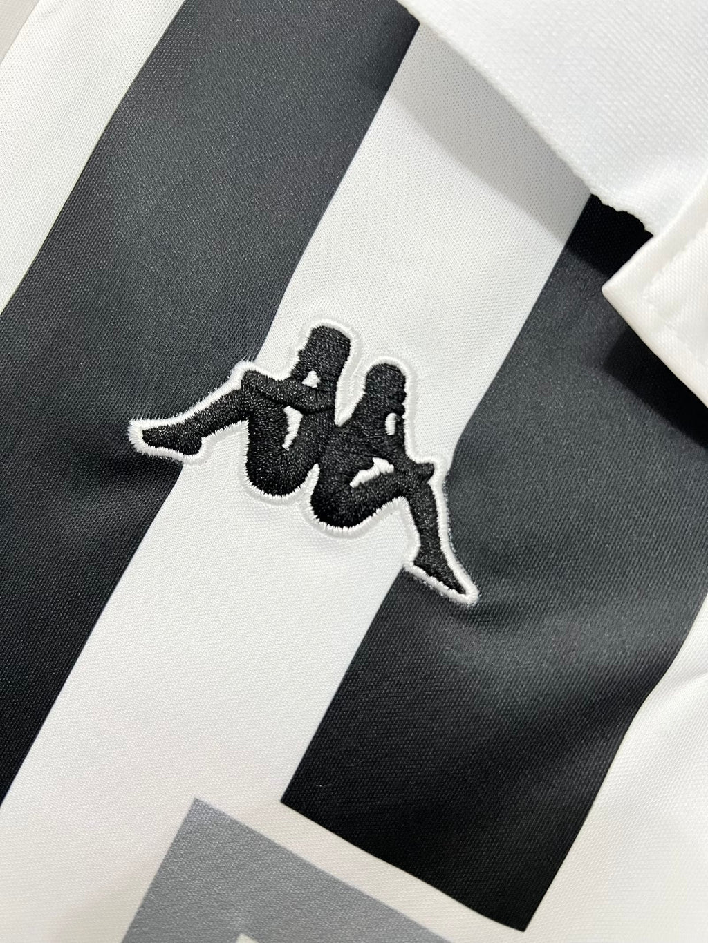 99/00 Juventus Home Retro Jersey