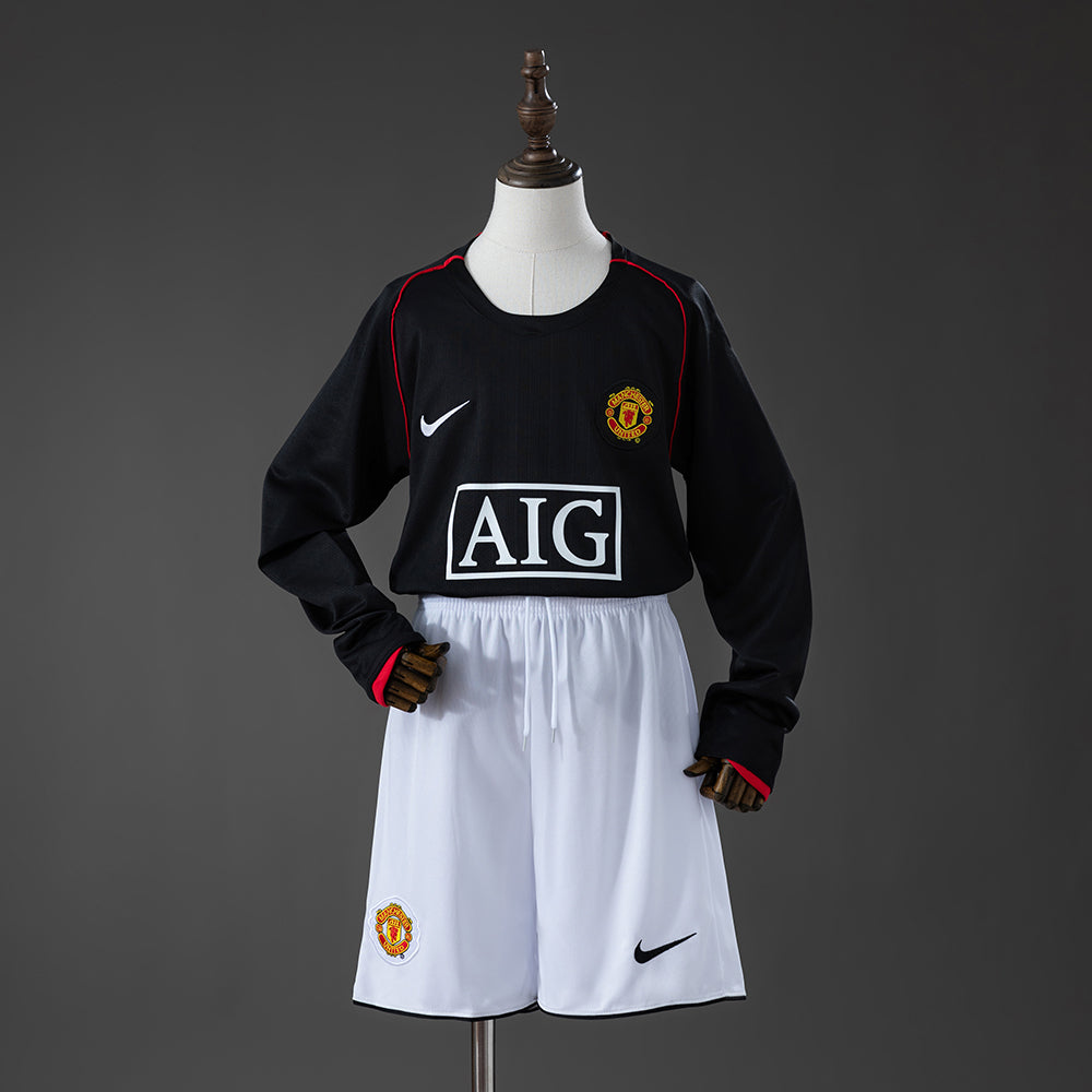 07/08 Manchester United Away Long Sleeve Kids Kit