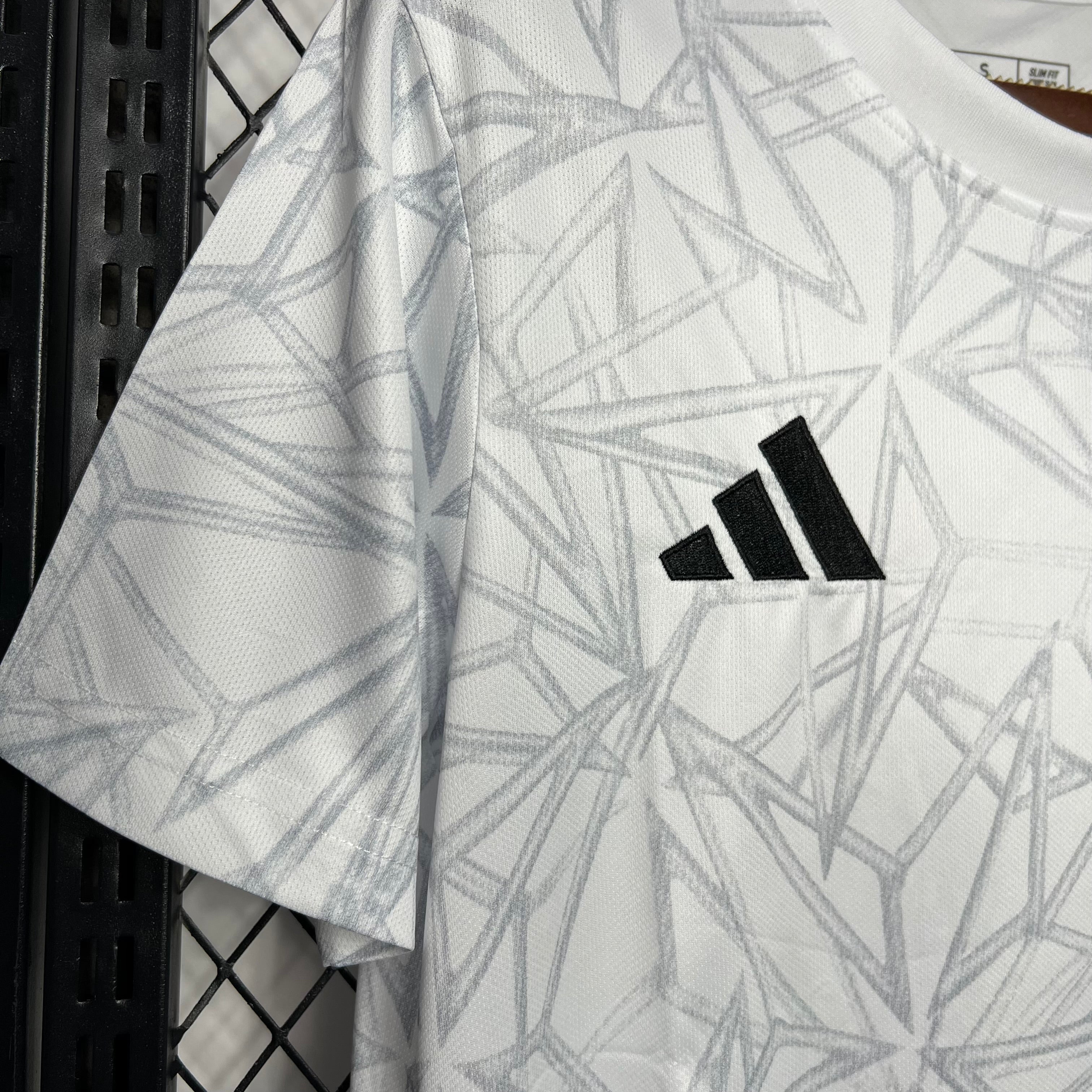 24-25 Real Madrid Pre-match Training Jersey
