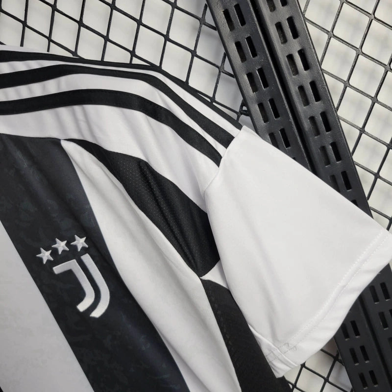 24-25 Juventus Home Jersey