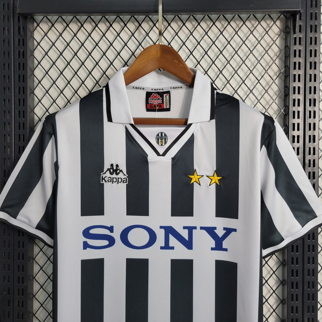95/97 Juventus Home Retro Jersey