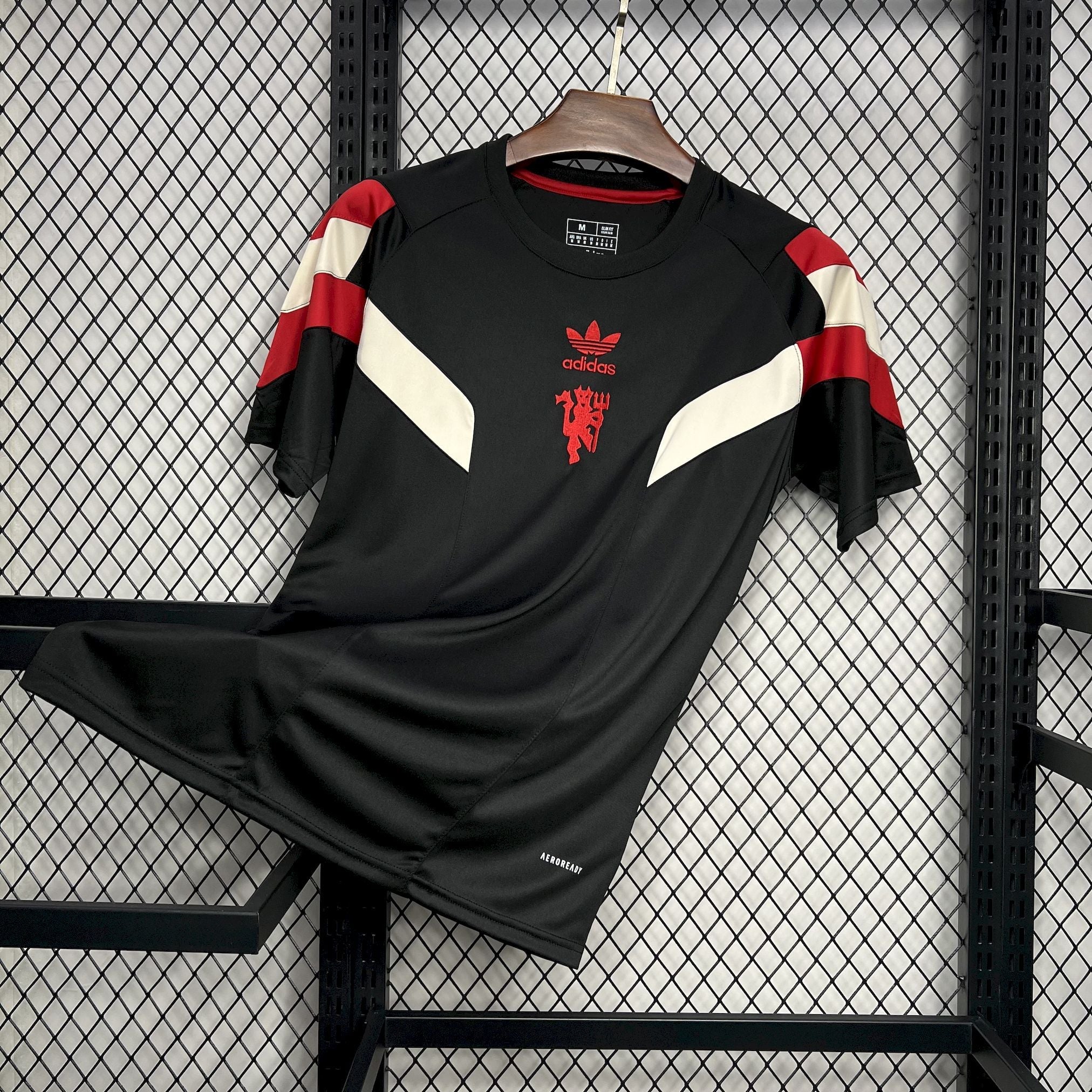 24-25 Manchester United Originals Tee Black Jersey