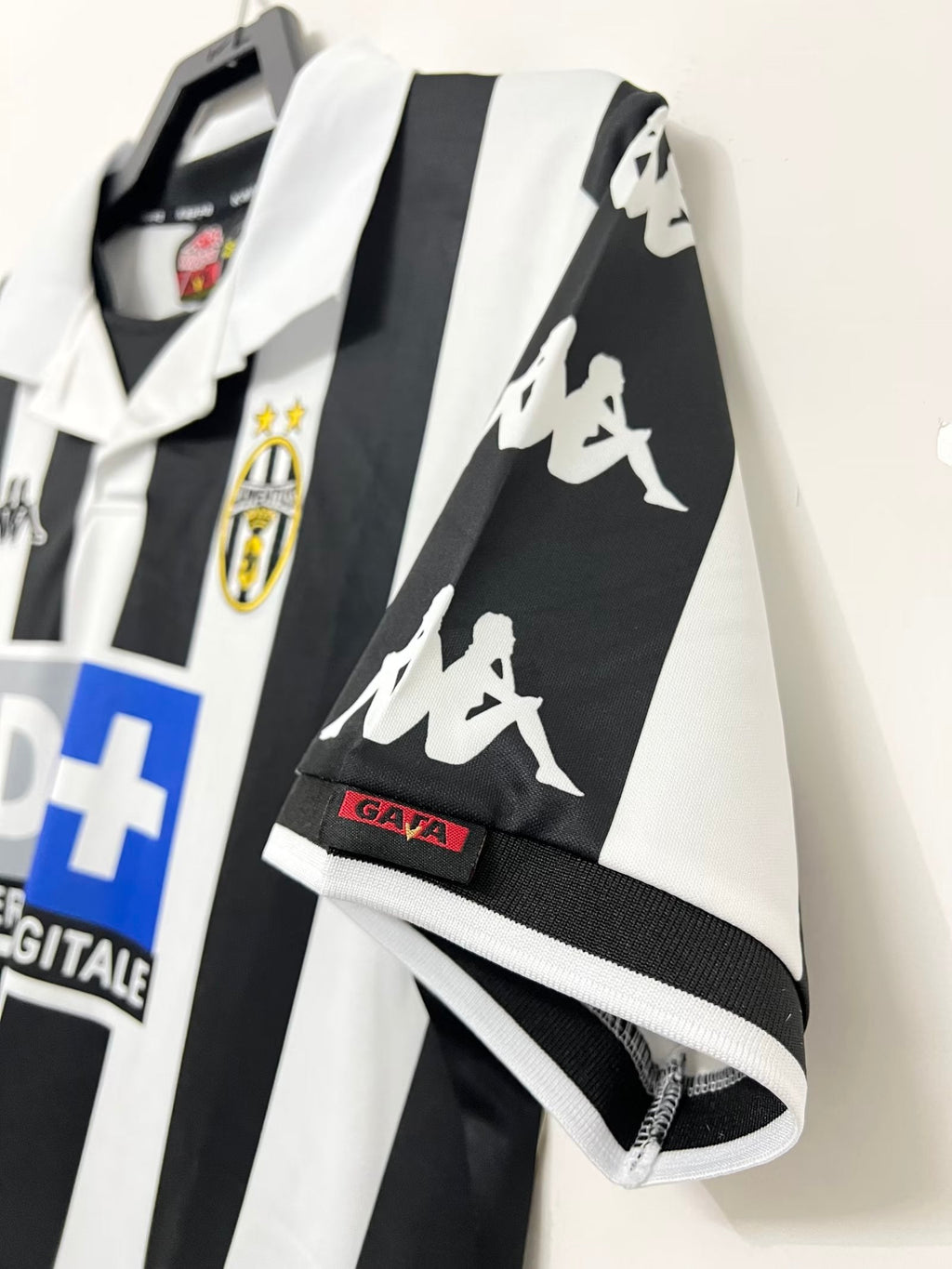 99/00 Juventus Home Retro Jersey
