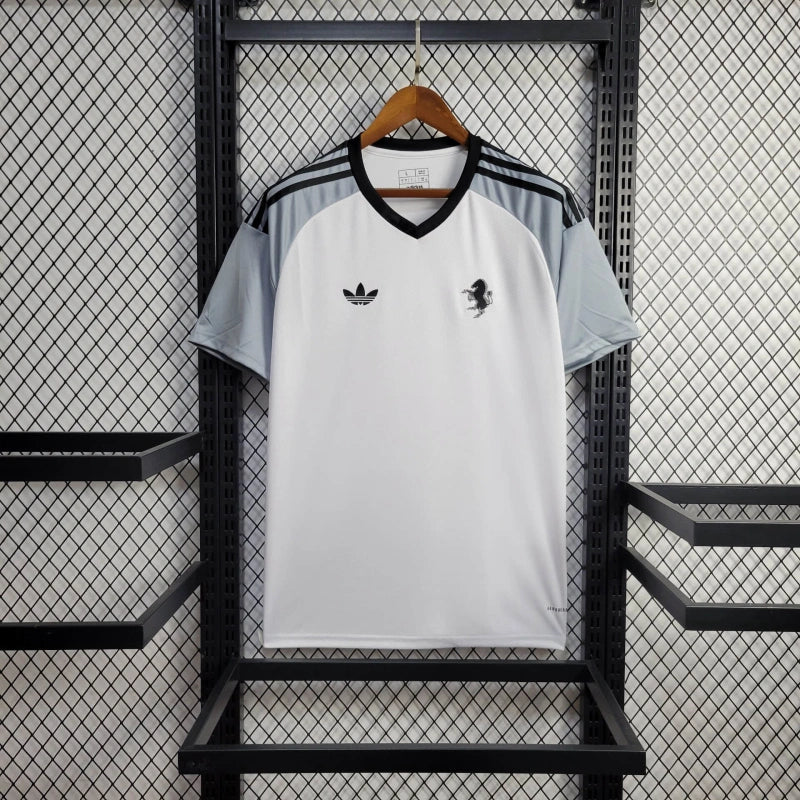 24-25 Juventus Goalkeeper Jersey