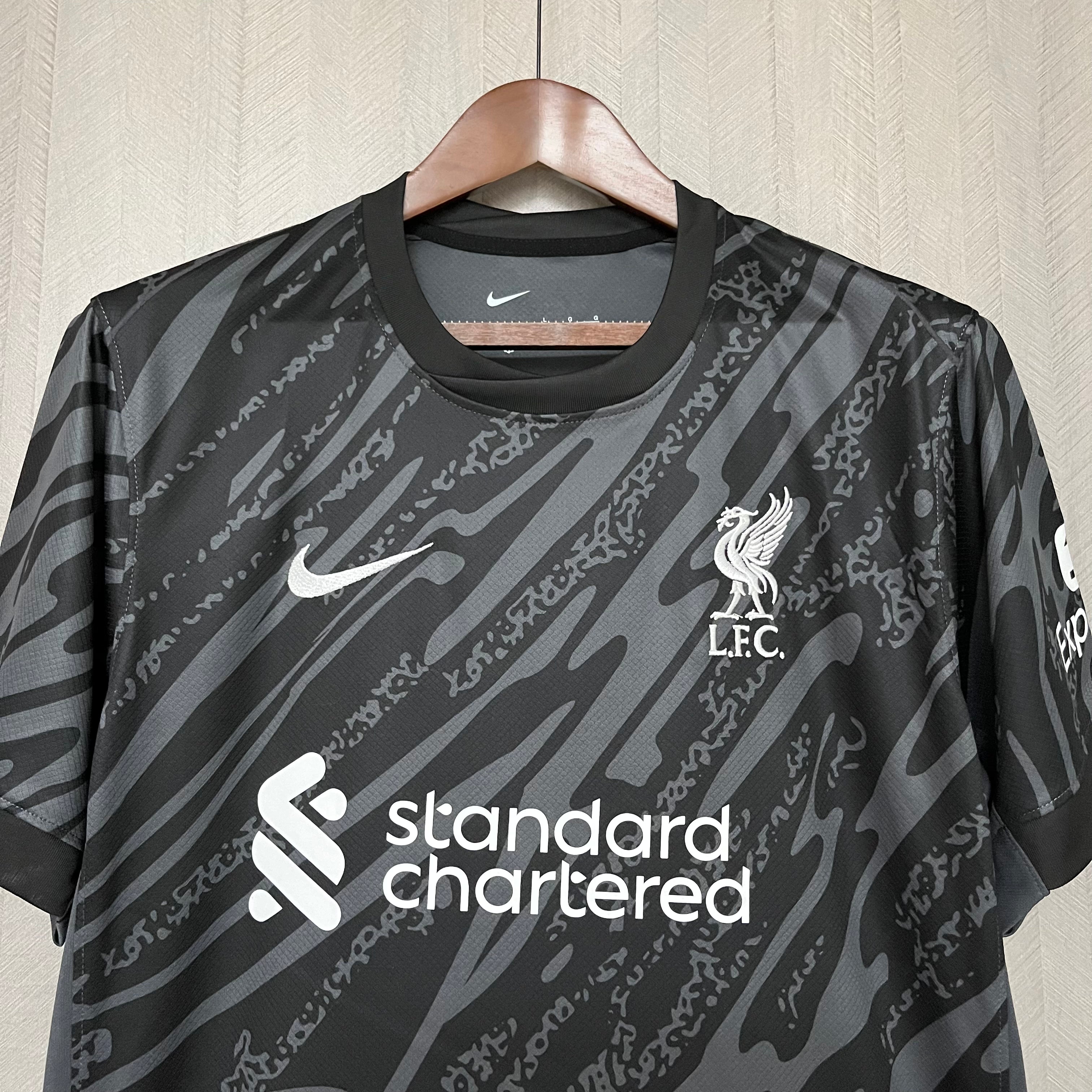24-25 Liverpool FC Goalkeeper Black Jersey