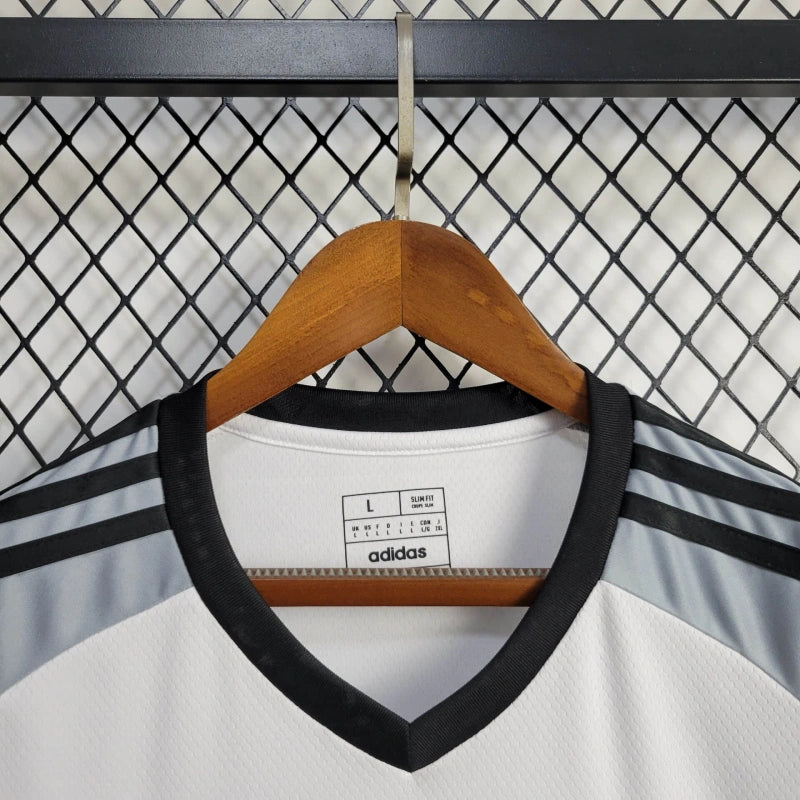 24-25 Juventus Goalkeeper Jersey