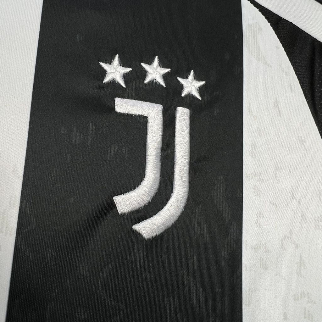 24-25 Juventus Home Jersey