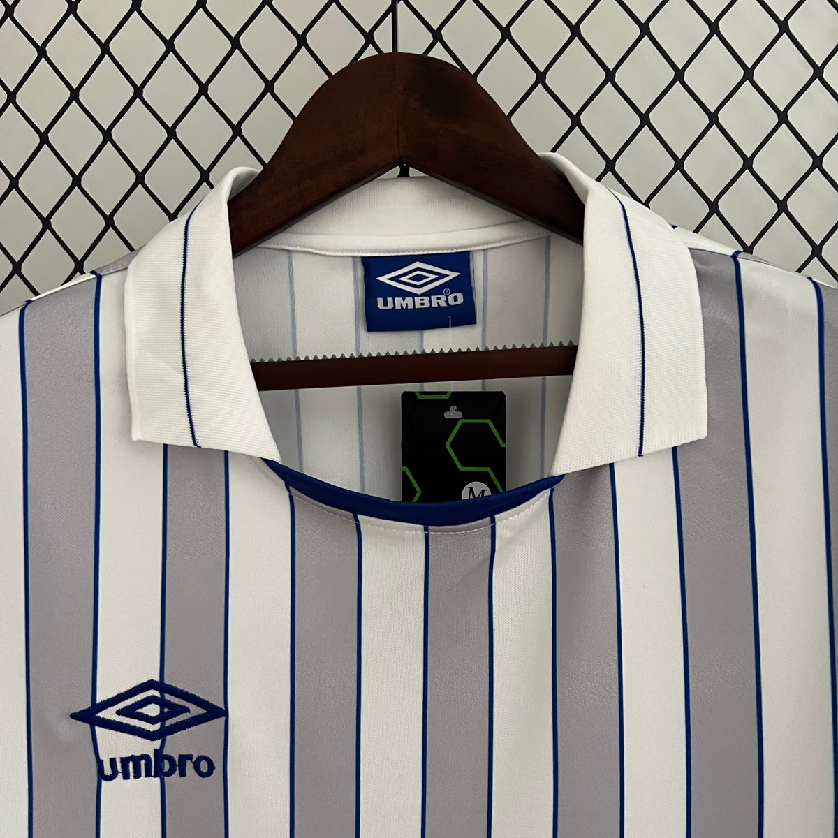 88/90 Everton Away Retro Jersey