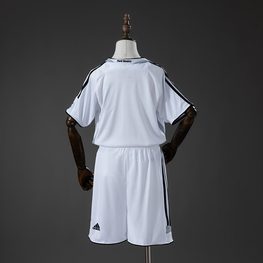 06/07 Real Madrid Home Retro Kids Kit