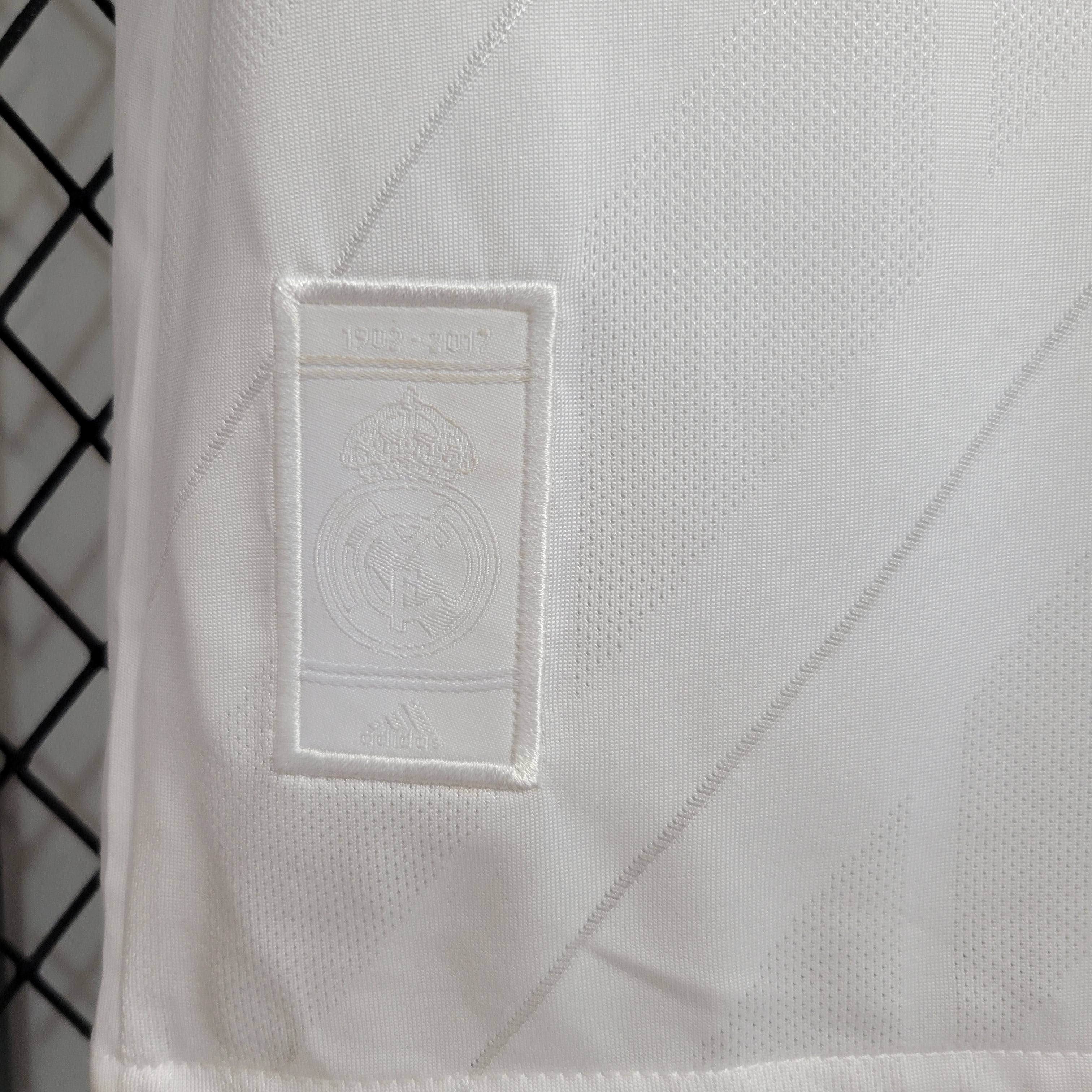 2017/18 Real Madrid Home Retro Jersey With Patches