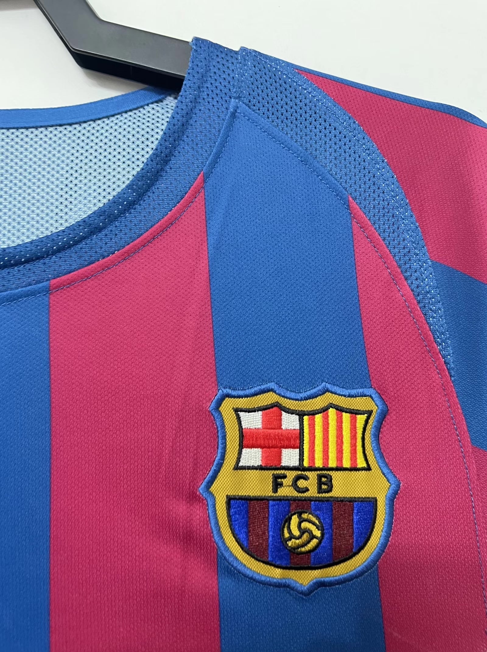 05/06 Barcelona Home Champions League Long Sleeve Retro Jersey