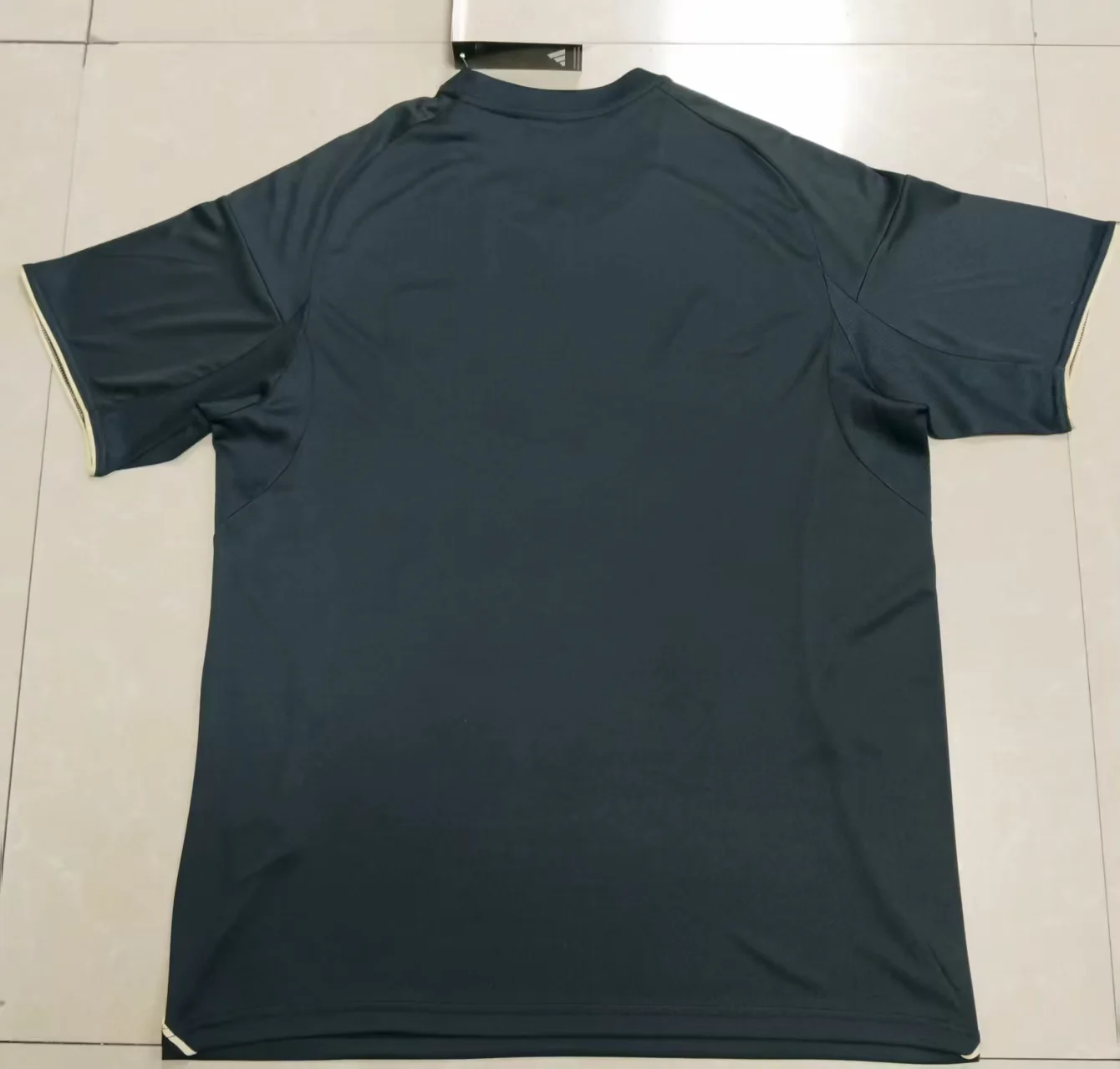 25/26 Fulham Away Jersey