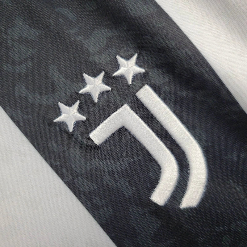 24-25 Juventus Home Jersey