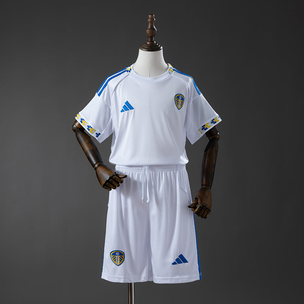 25/26 Leeds United Home Kids Kit