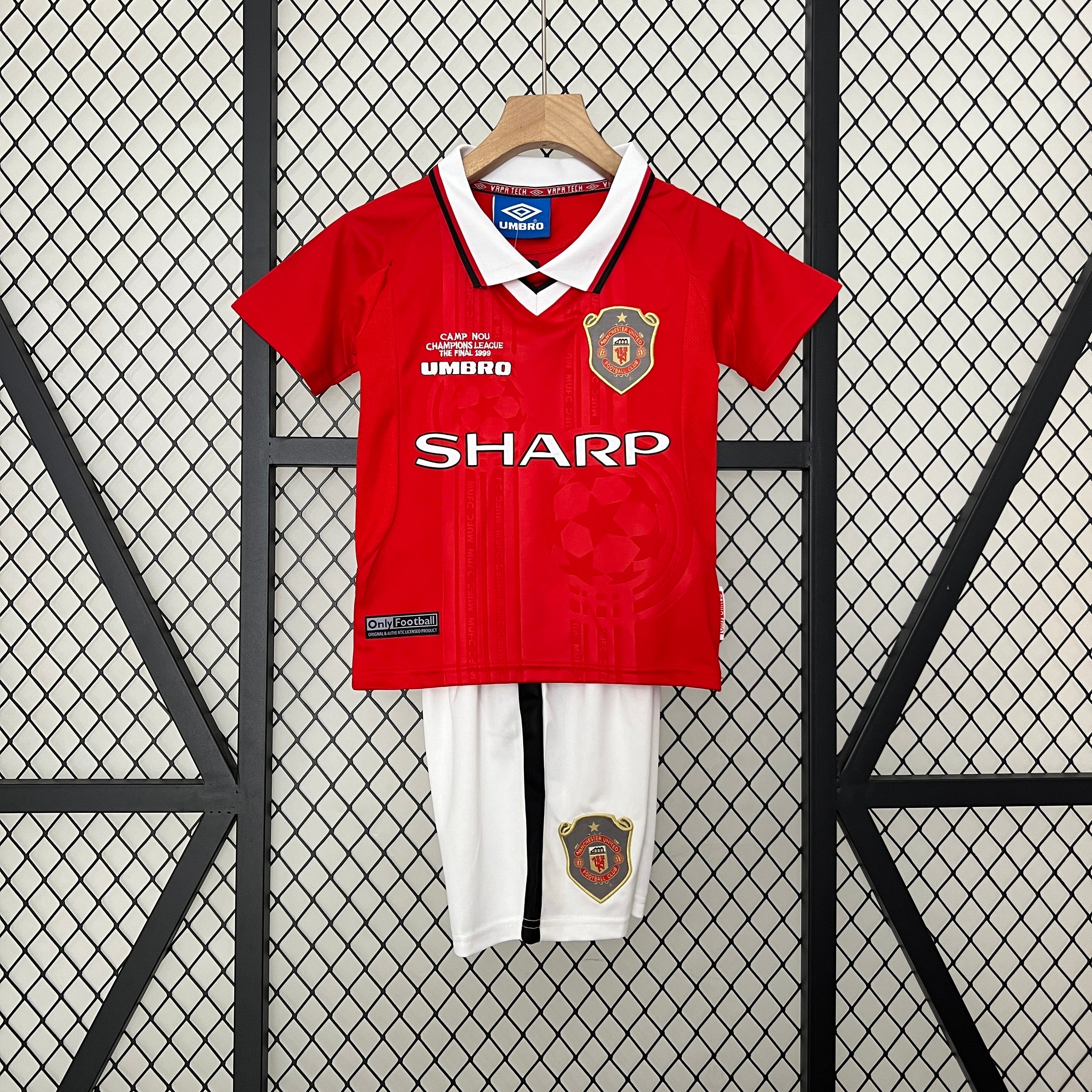 99/00 Manchester United Home Retro Kids Kit