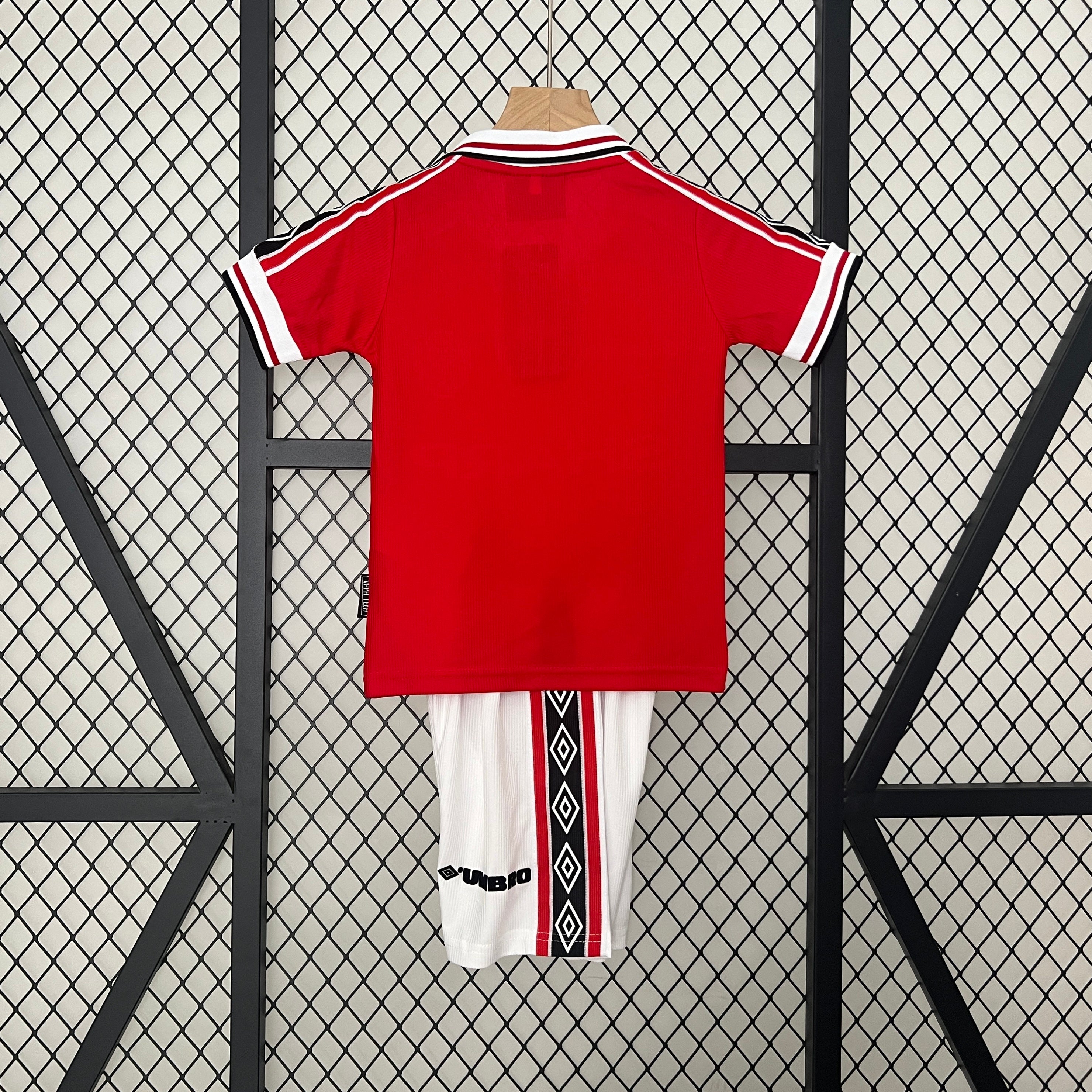 98/99 Manchester United Home Retro Kids Kit