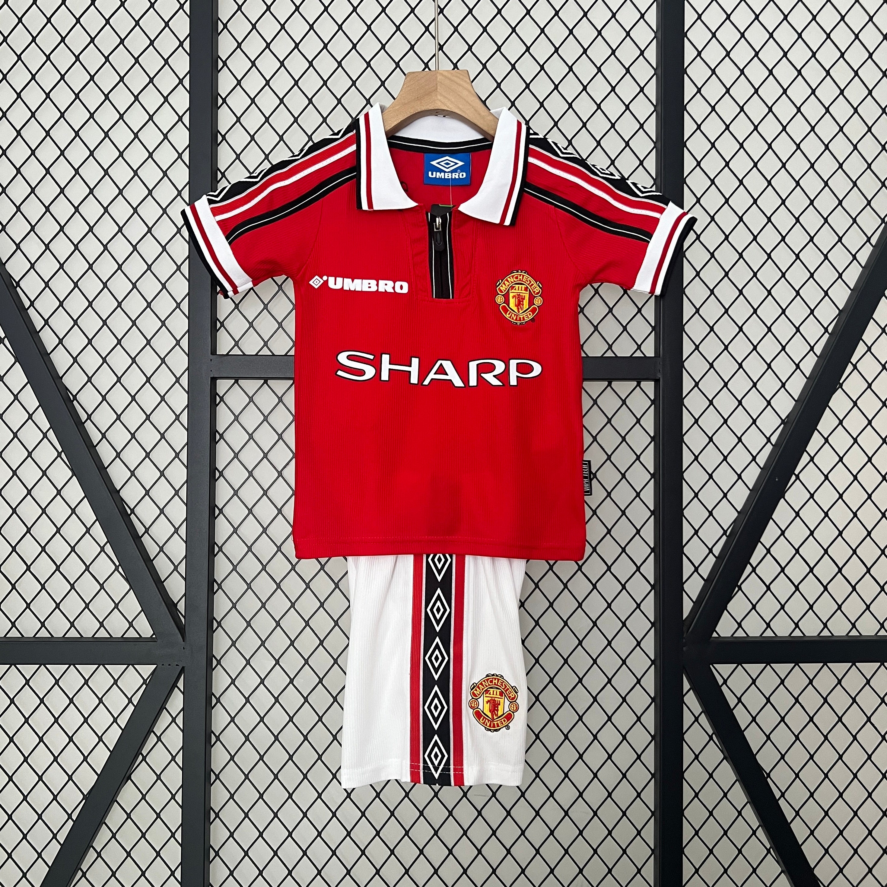 98/99 Manchester United Home Retro Kids Kit