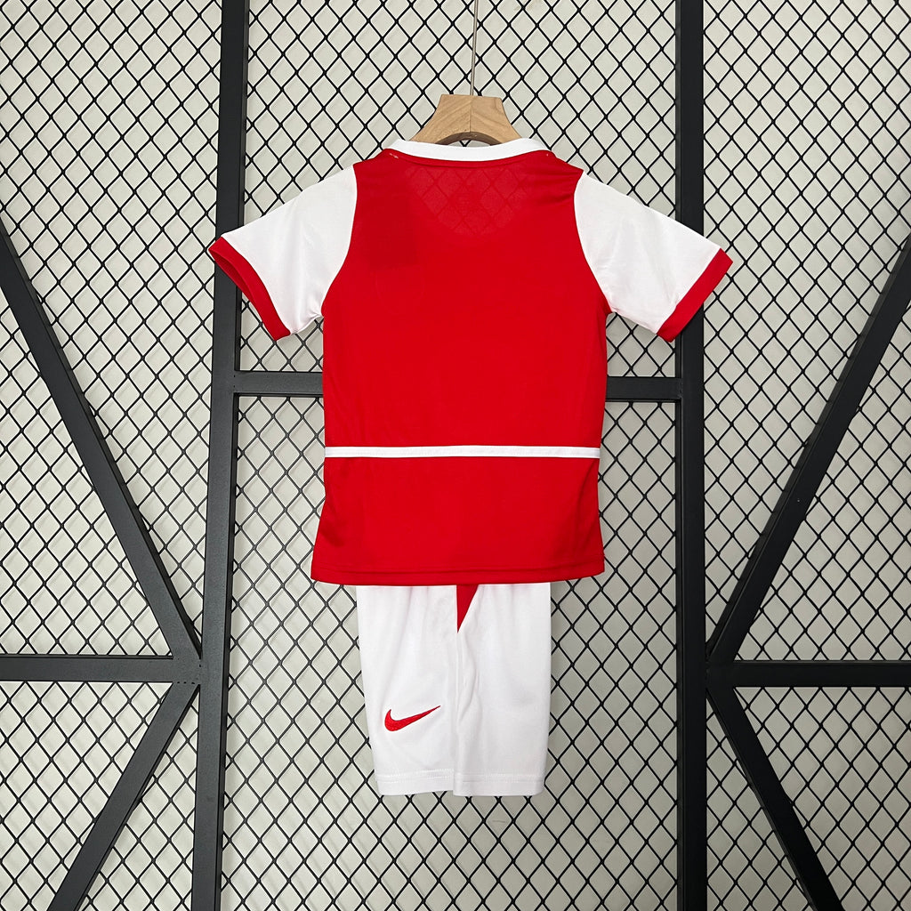 02/04 Arsenal Home Retro Kids Kit