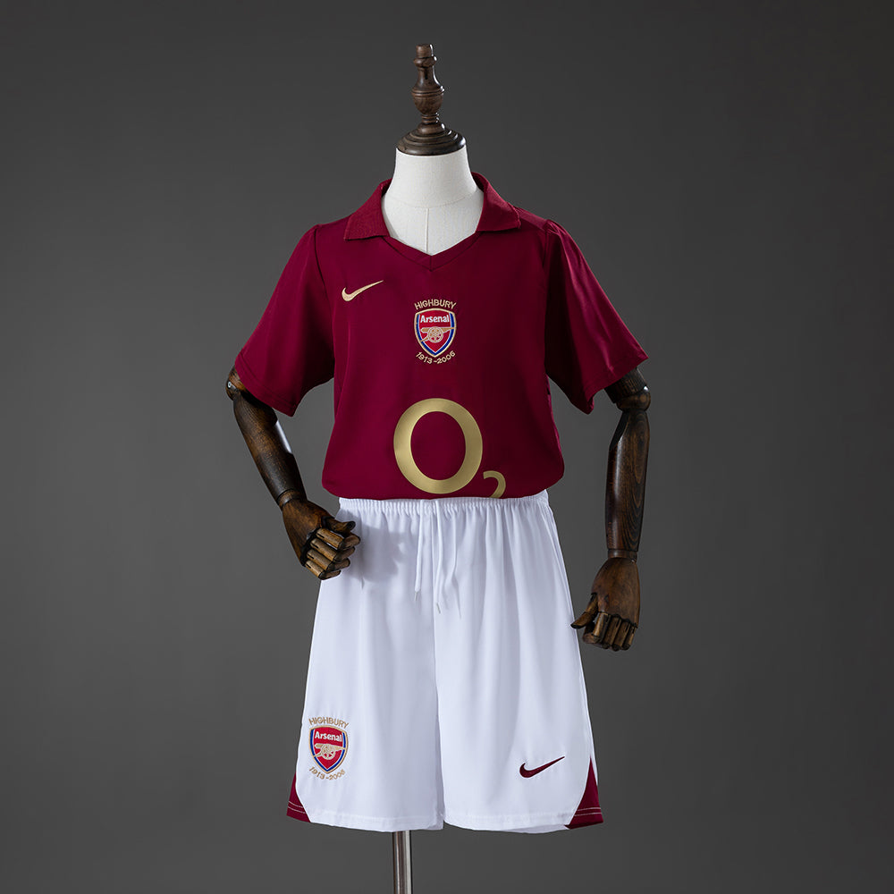 05/06 Arsenal Home Retro Kids Kit