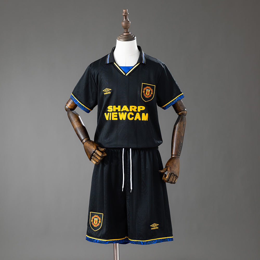 93/94 Manchester United Away Retro Kids Kit